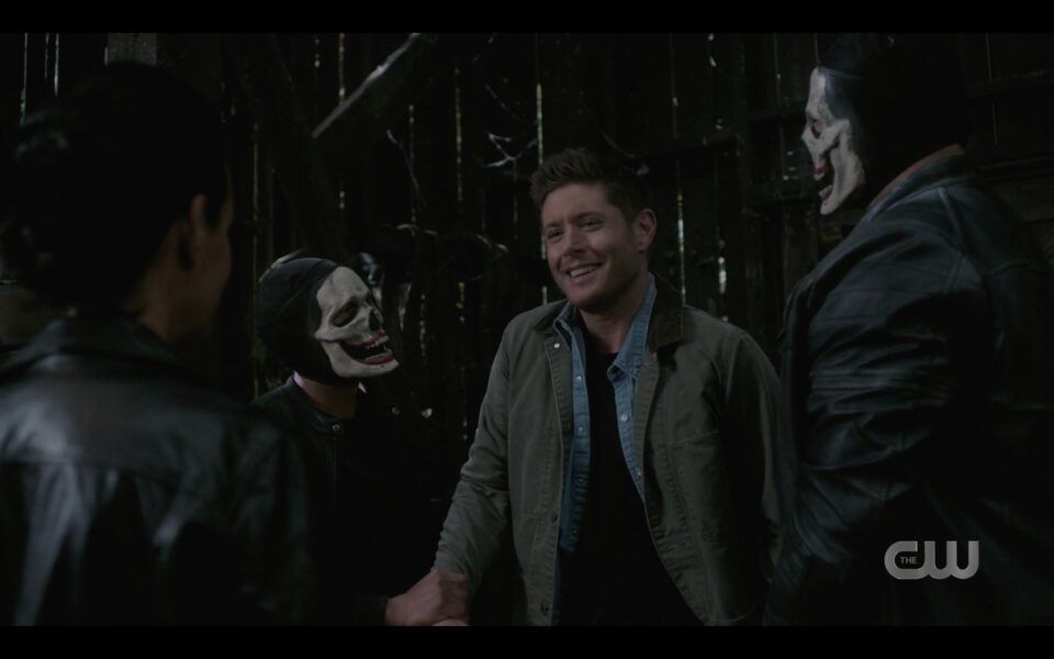 SPN Dean Winchester held by clownpires in barn 1520 Carry On