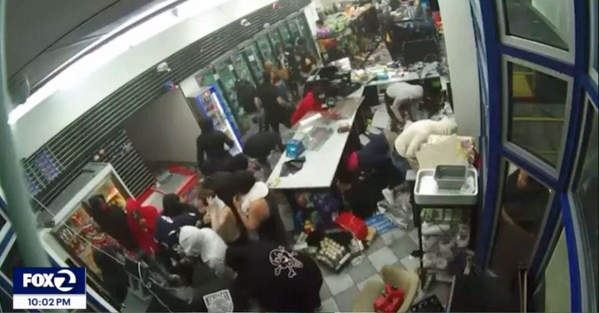 Photo of looters ransacking a gas station in Oakland