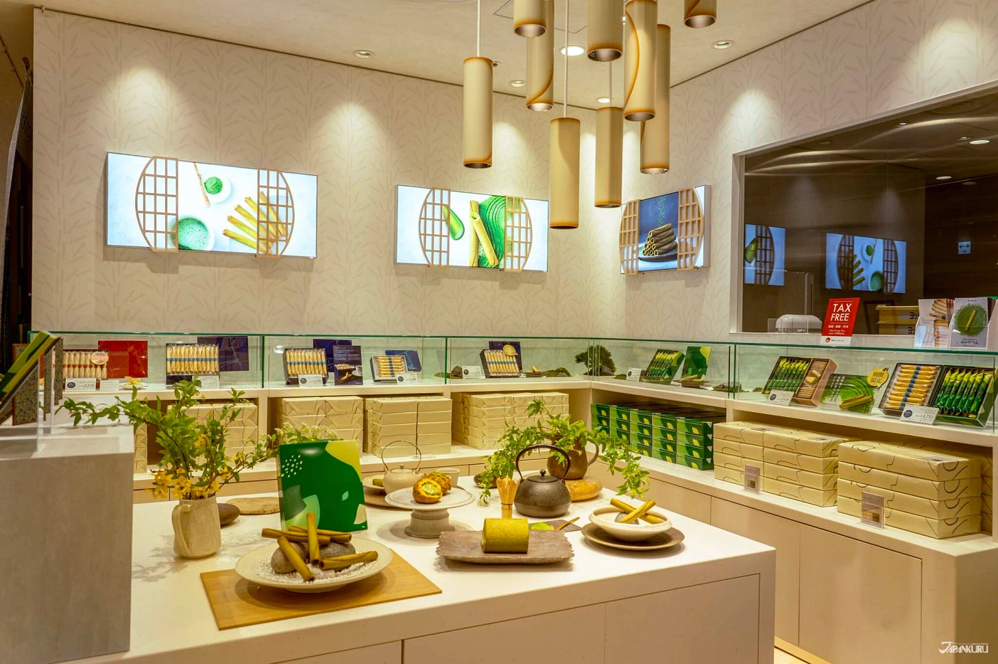 Yoku Moku Matcha Sweets at Tokyo Station