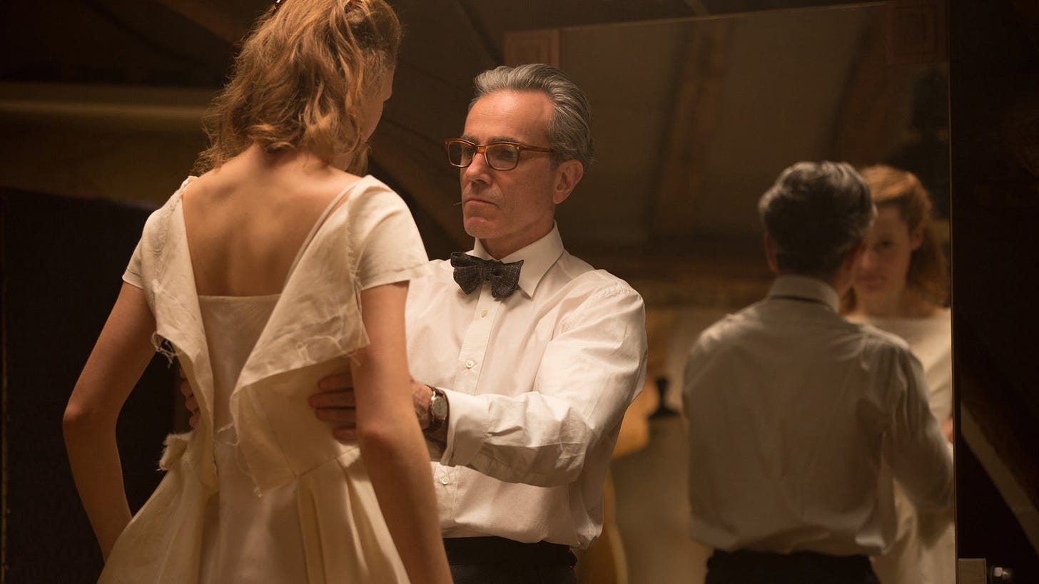 Review: Daniel Day-Lewis Sews Up Another Great Performance in 'Phantom  Thread' - The New York Times