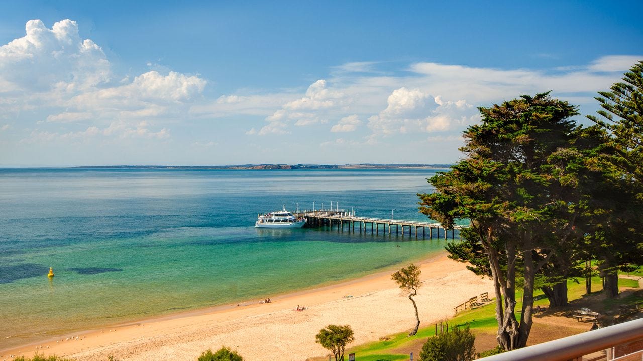 Beachfront Penthouse Cowes - Phillip Island Holiday Homes