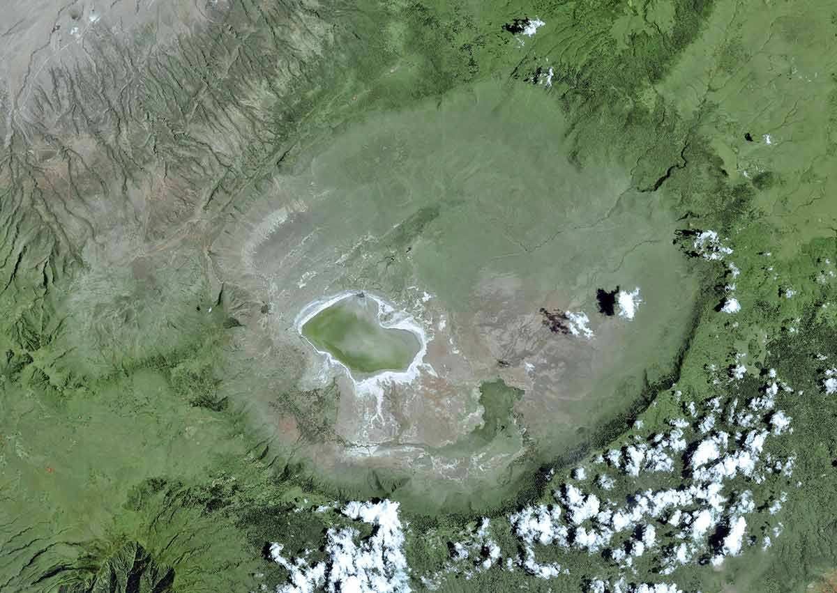 ngorongoro crater caldera