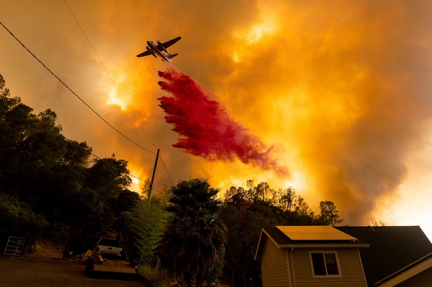 Climate change is almost certainly fueling California's massive fires | MIT Technology Review