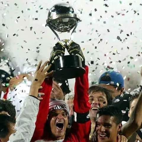 r/LigaMX - Se cumplen 17 años del mayor logro internacional a la fecha de un equipo mexicano 🏆¿Recuerdan ese equipo?