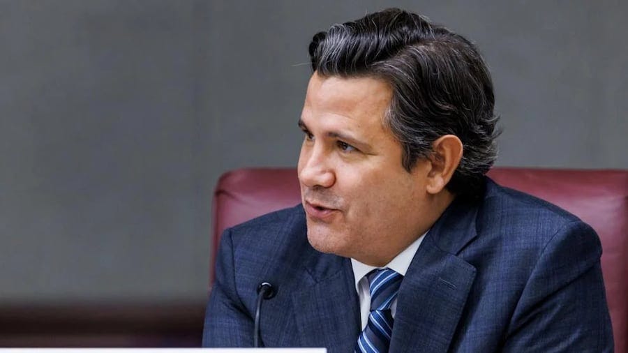 Florida Senate Democratic leader drops party, switches to no-party  affiliation