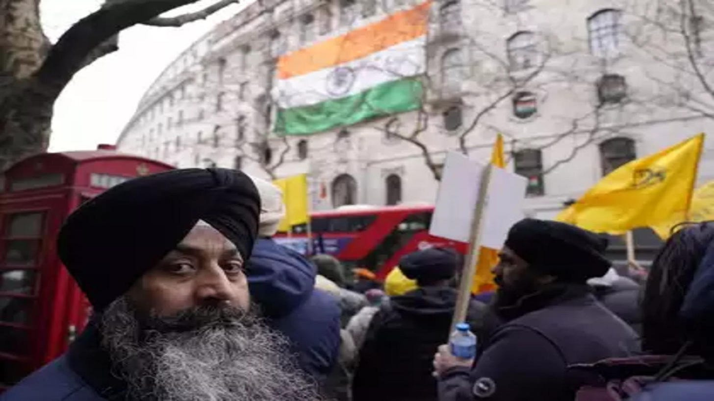 Sikh Separatists: India asks UK to proactively act against Khalistani  elements - The Economic Times