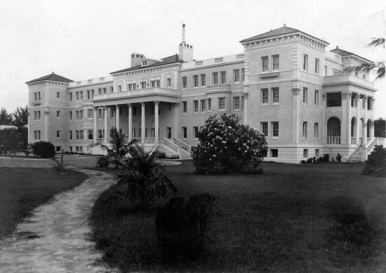 Bulmer Apartments in 1920. Courtesy of Miami-Dade Public Library, Romer Collection.