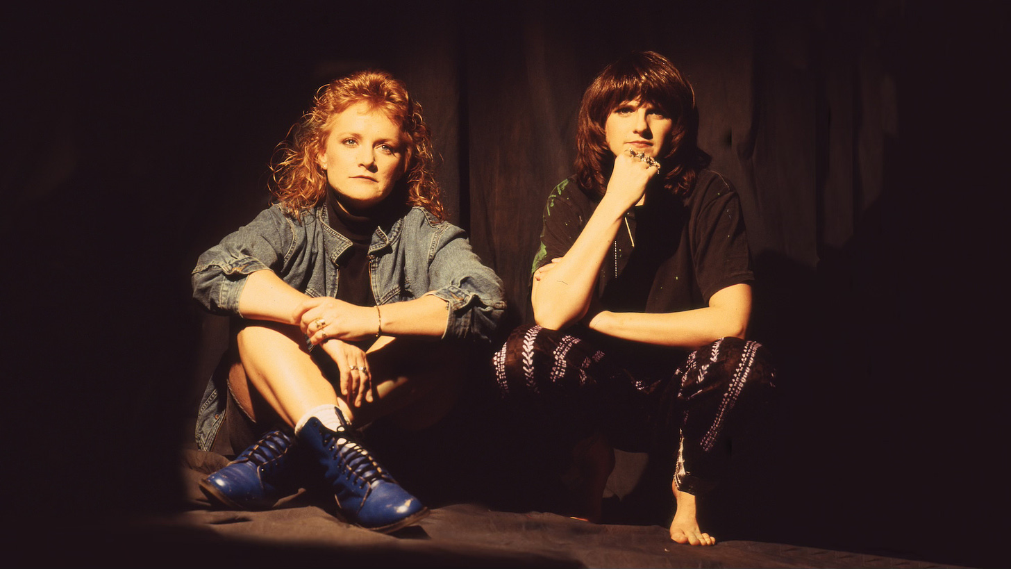 Emily Saliers and Amy Ray in Indigo Girls: It’s Only Life After All