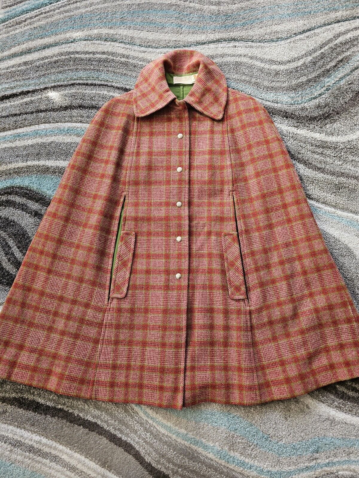 Vintage Pendleton Cape 60s Plaid Red Wool Womens 12 - Picture 1 of 9