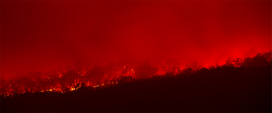 Pictures: Bushfires blazing near Bungendore | Canberra CityNews