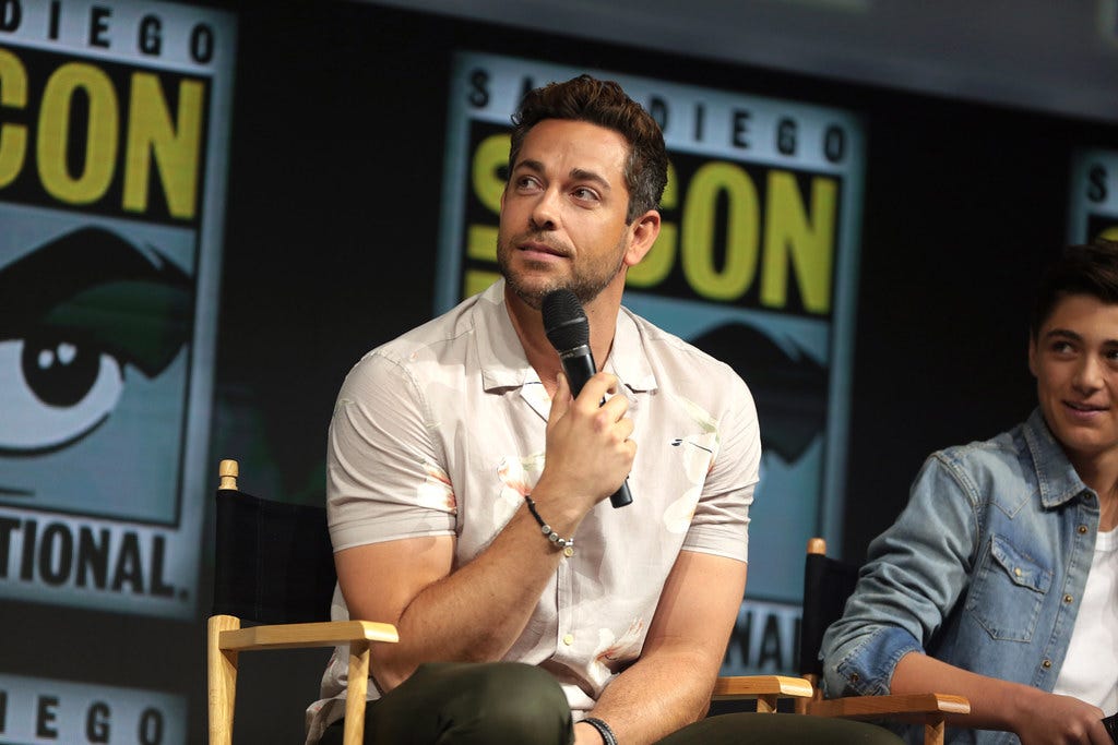 Zachary Levi | Zachary Levi speaking at the 2018 San Diego C… | Flickr