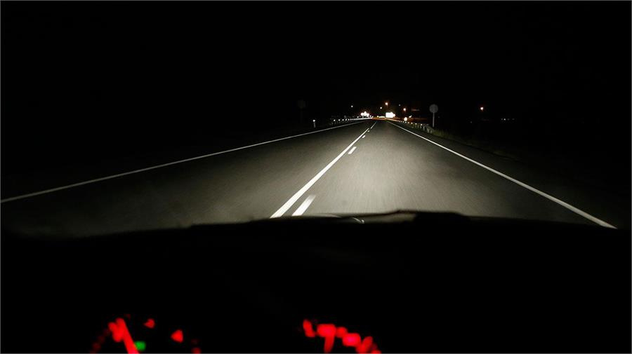 Conducción nocturna, consejos | Noticias coches.net