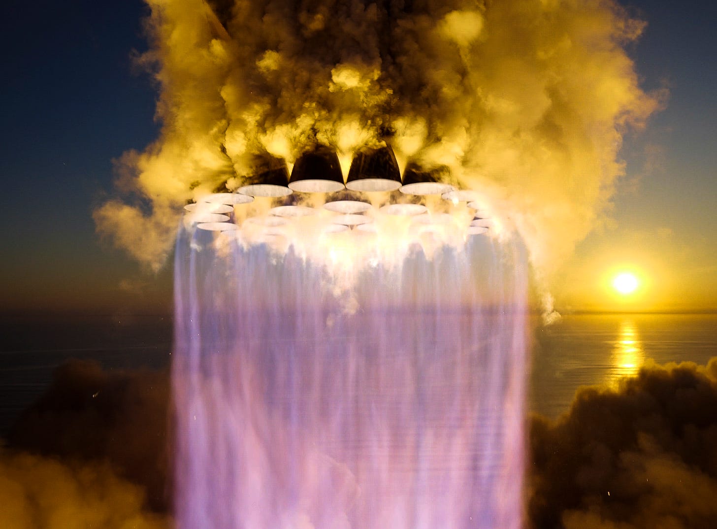 33 Raptor engines,. close-up, during Ship 25 launch, 18 Nov