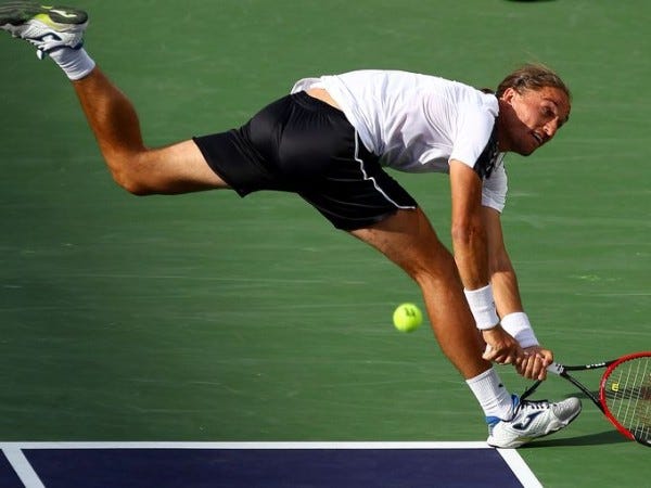 Alexandr Dolgopolov taking on novak djokovic balls for 2015 miami open masters