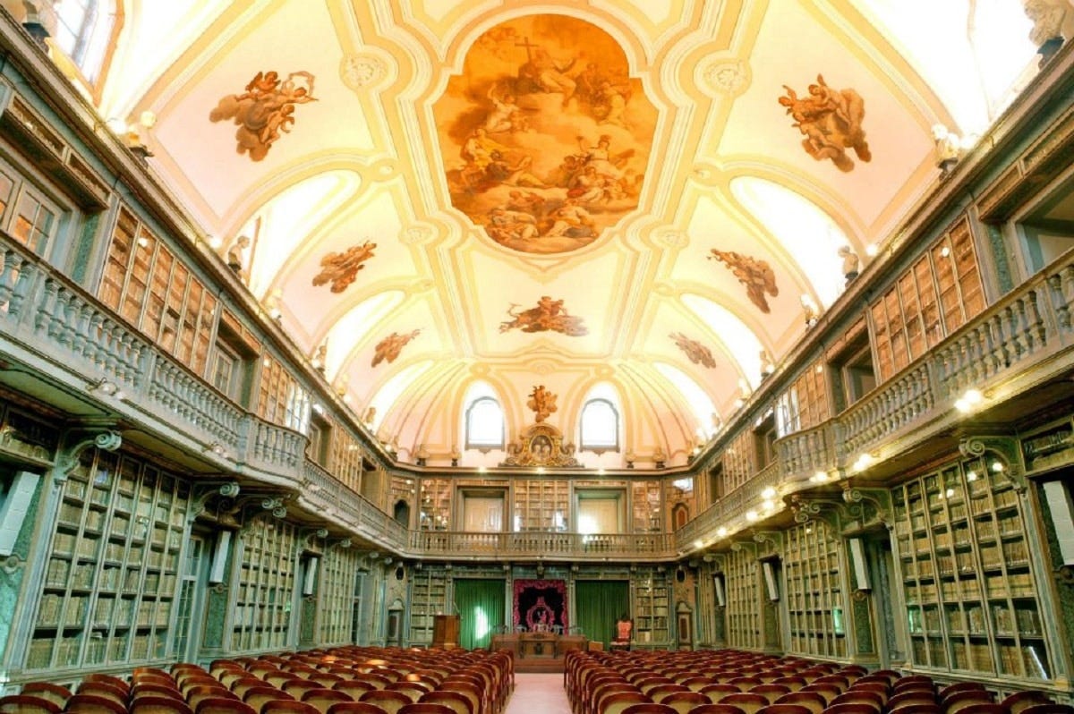 Lisbon's Most Beautiful Libraries: 10 That Stick In The Memory