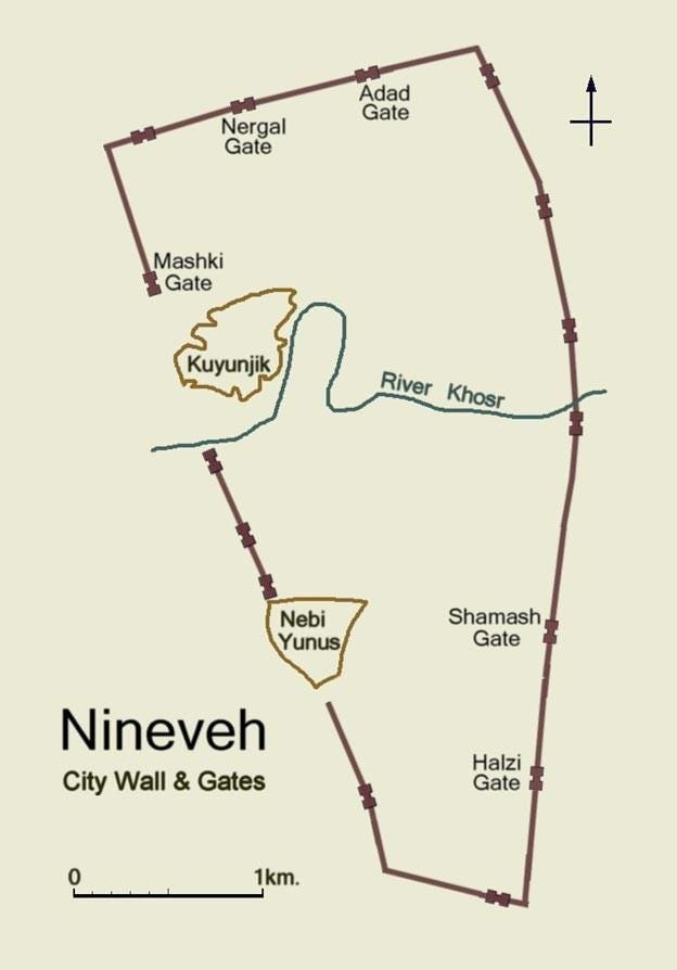Plano simplificado de la antigua Nínive que muestra la muralla de la ciudad y la ubicación de las puertas de enlace. (CC BY-SA 3.0)