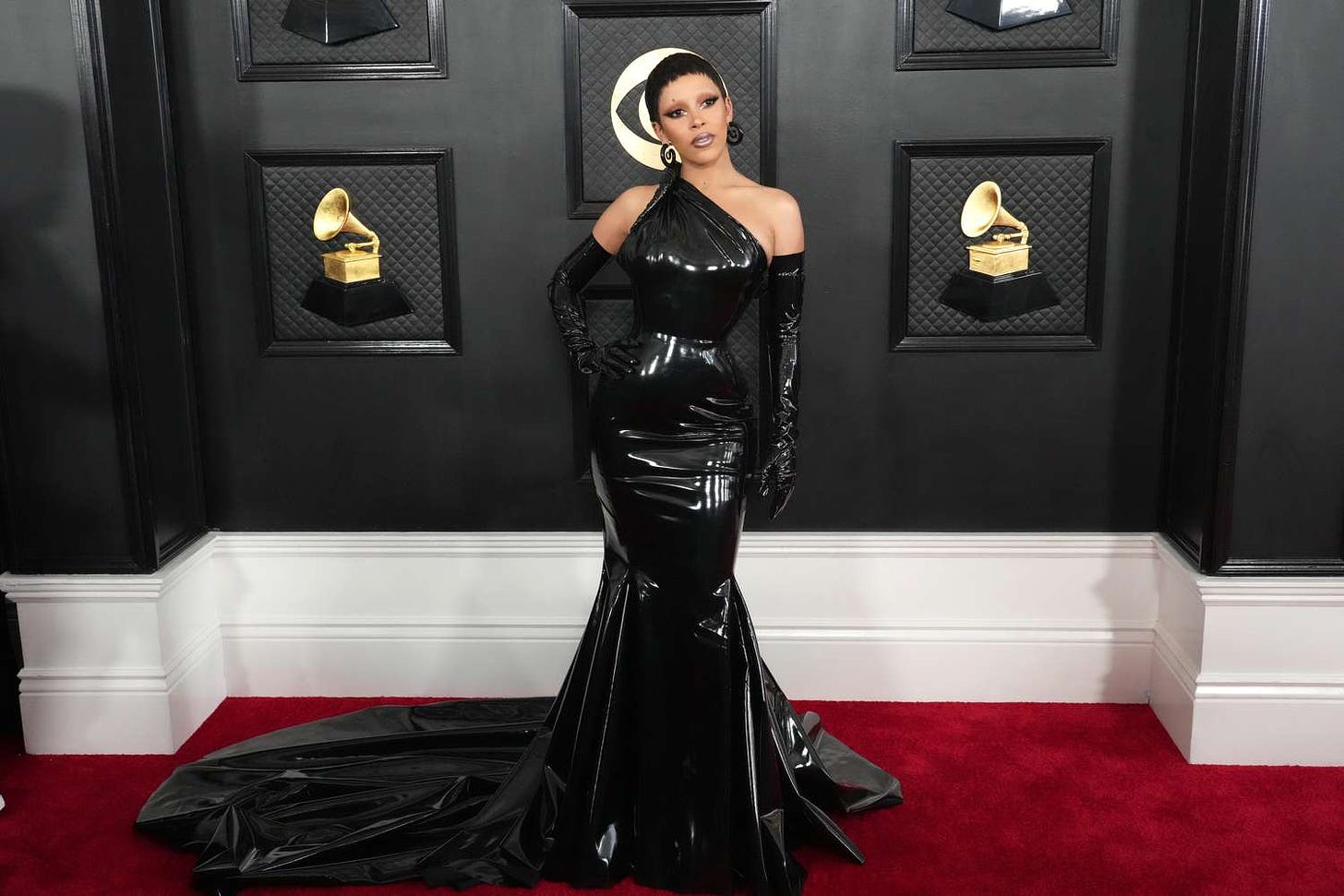 Doja Cat Wore a Slinky Latex Gown and Matching Gloves to the 2023 Grammys