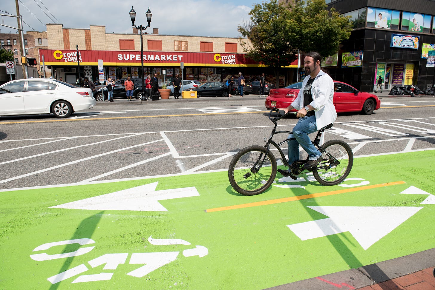 Jersey City unveils new half-mile bike lane along Bergen Avenue - nj.com