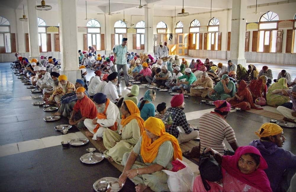 Discover Amritsar Golden Temple India, History, Timings, Langar & Facts