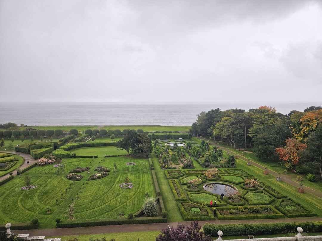 Plenty of spaces to walk around the estate and enjoy the nature and scenery