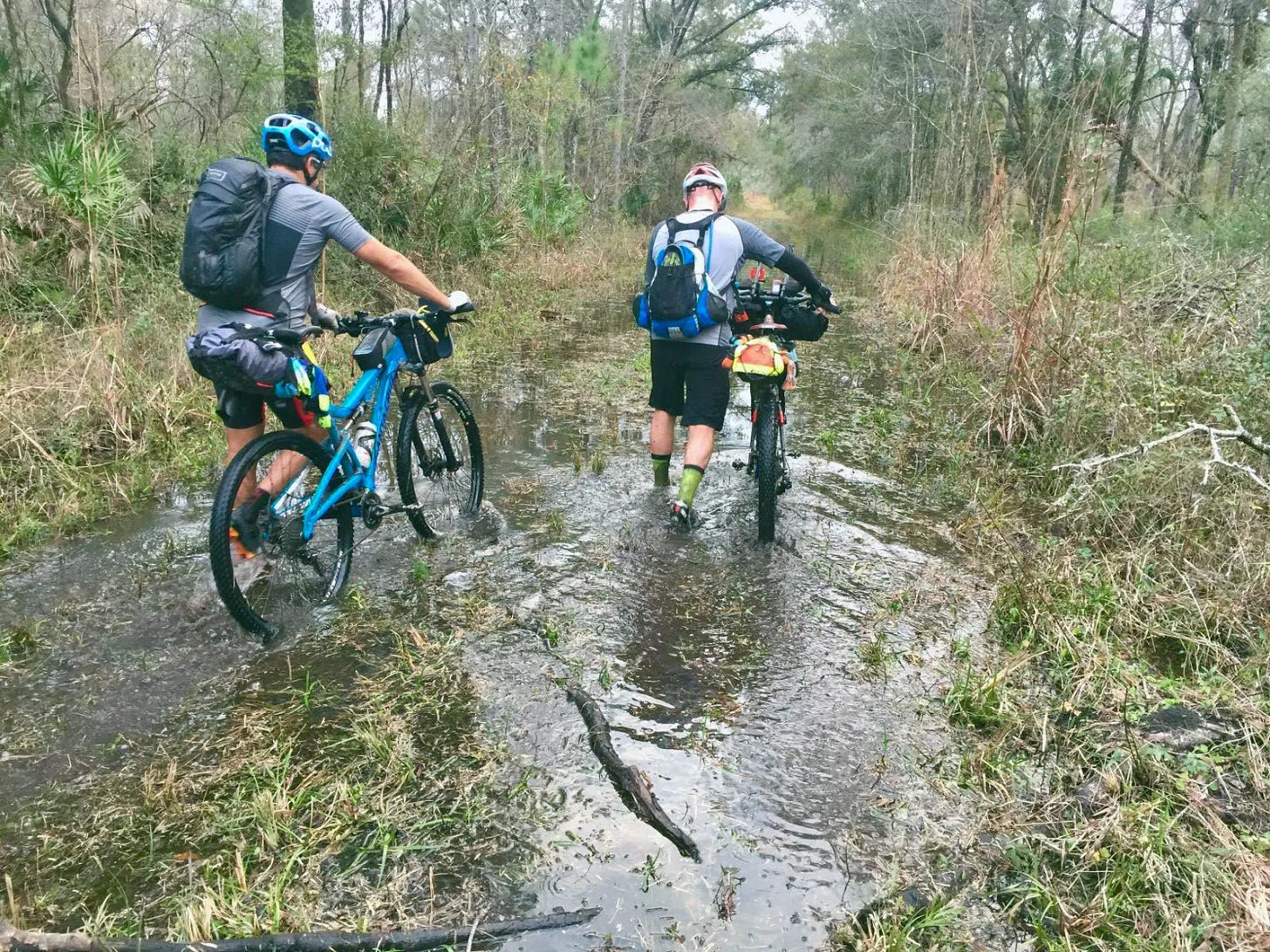Explorer à VTT ou gravel ? Explorer à VTT ou gravel ?