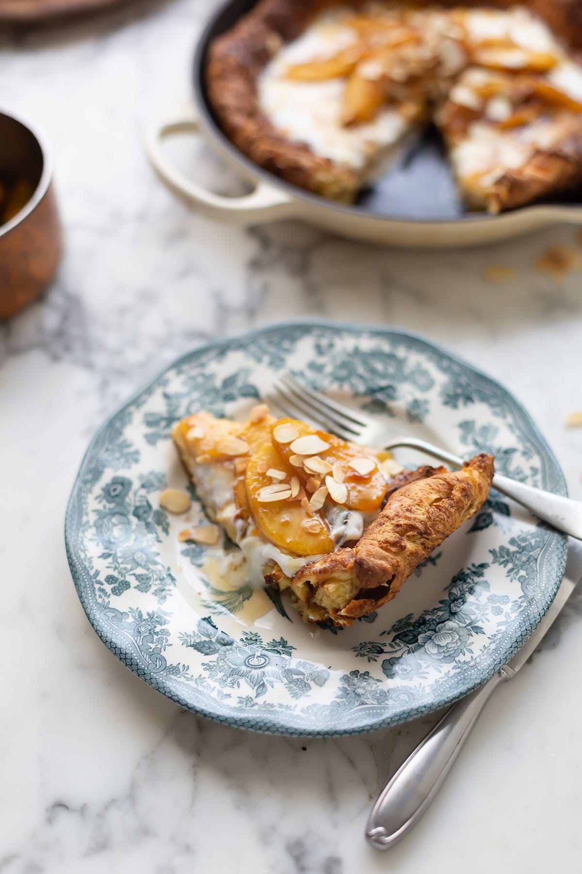 Dutch baby pancake with caramelised Pink Lady® apples & cinnamon recipe