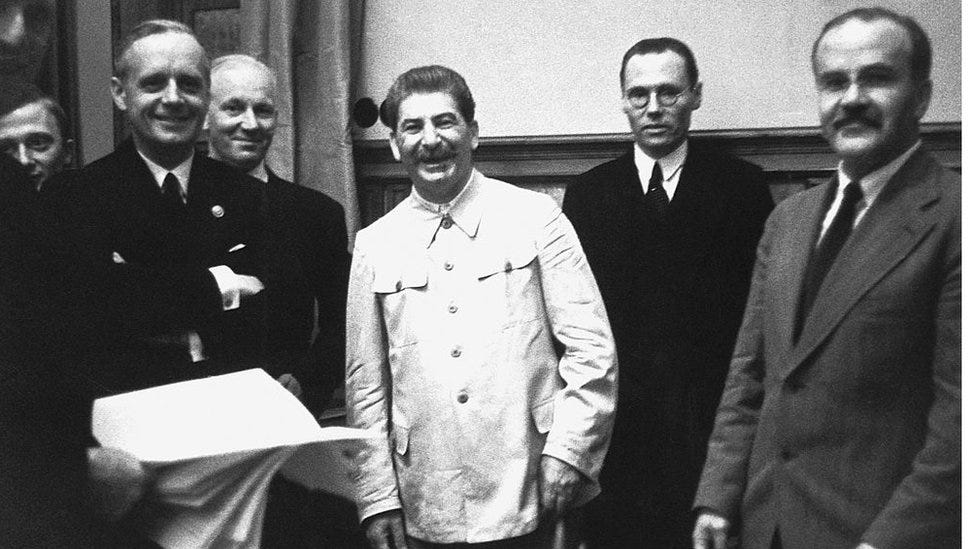 Pacto Ribbentrop-Molotov, el tratado entre nazis y soviéticos que "condenó  a media Europa a décadas de miseria" - BBC News Mundo