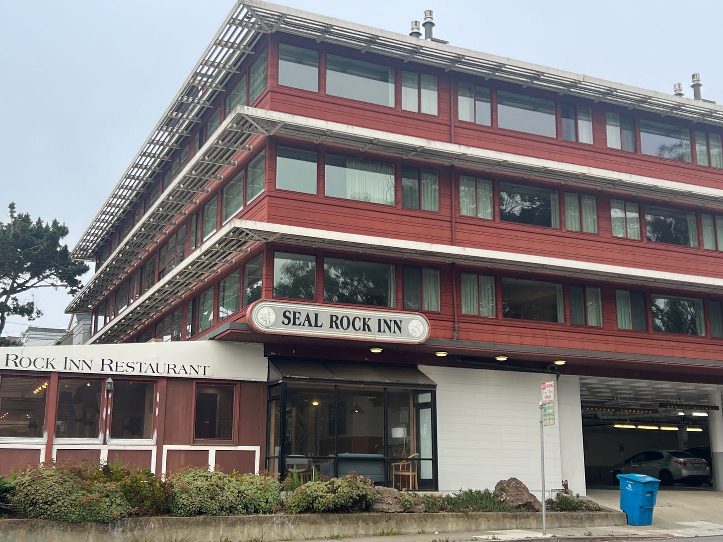 Seal Rock Inn