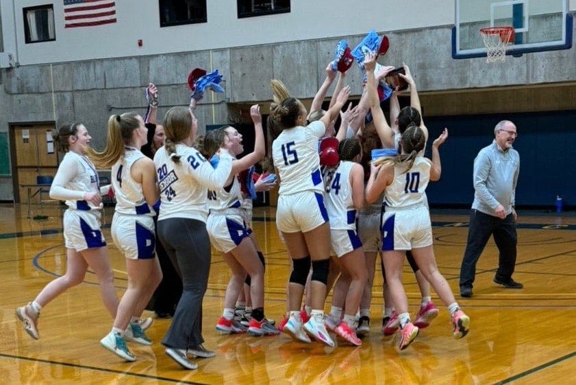 GIRLS BASKETBALL: Bloomfield claims Class C1 title with win over East  Rochester | Fingerlakes1.com