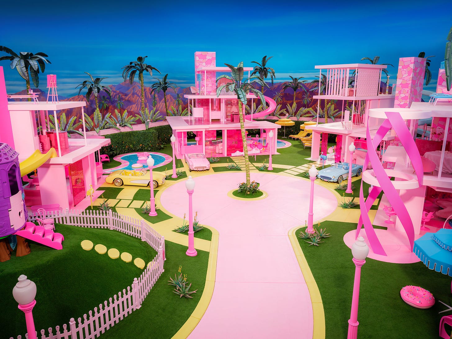 Inside the Barbie Dreamhouse, a Fuchsia Fantasy Inspired by Palm Springs |  Architectural Digest