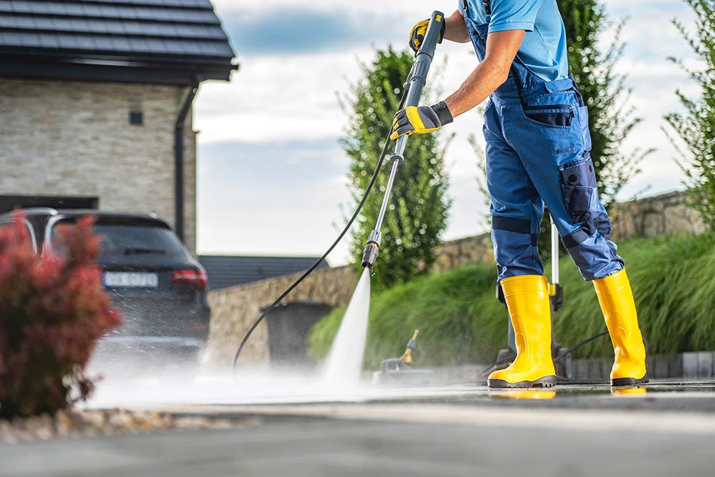 Why Pressure Washing is Essential for Your Home | Winducks