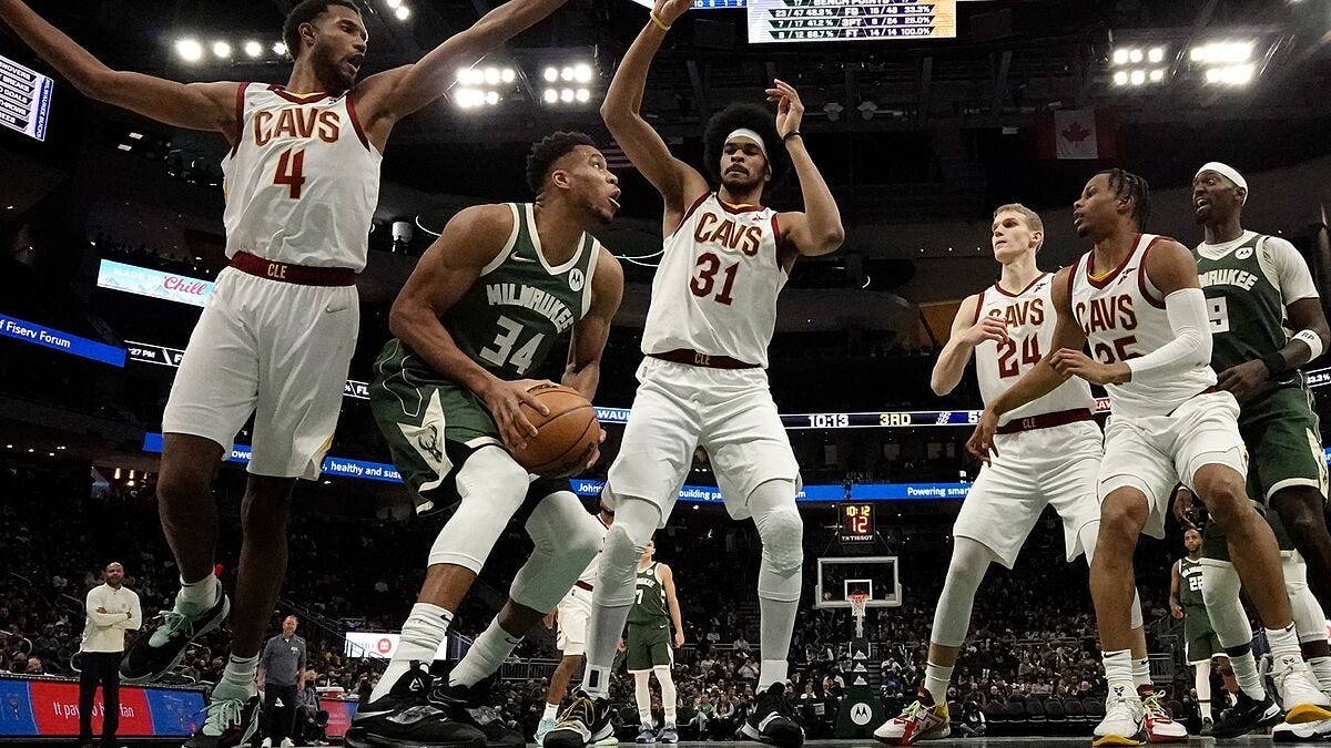 Giannis Antetokounmpo celebrates birthday with Milwaukee Bucks win over Cleveland  Cavaliers | Marca