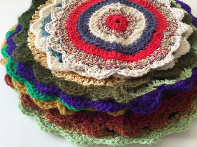 jenniesyarnshop crochet mandalasformarinke stack