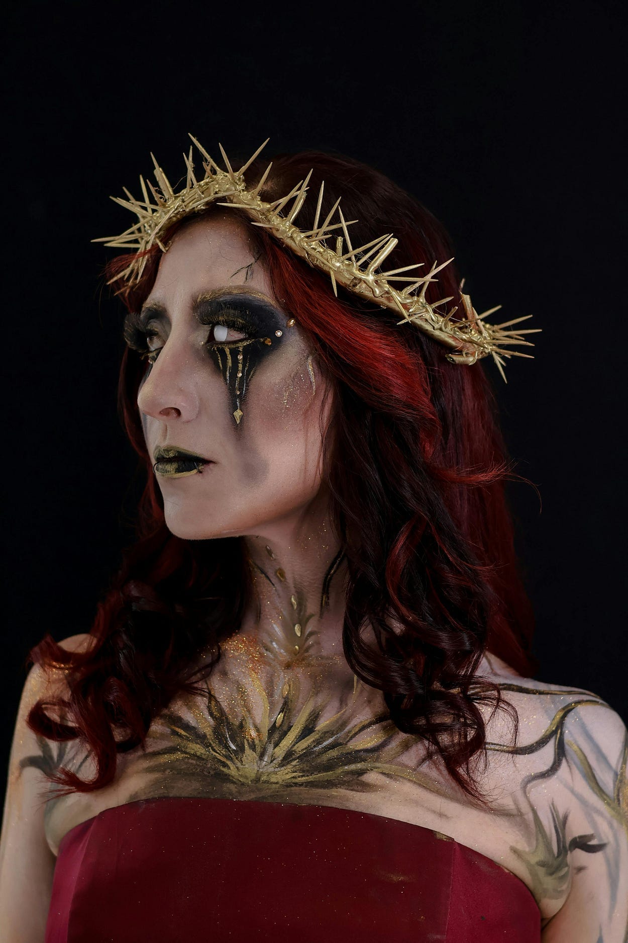 Artistic Portrait of Woman in Dramatic Makeup Artistic Portrait of Woman in Dramatic Makeup