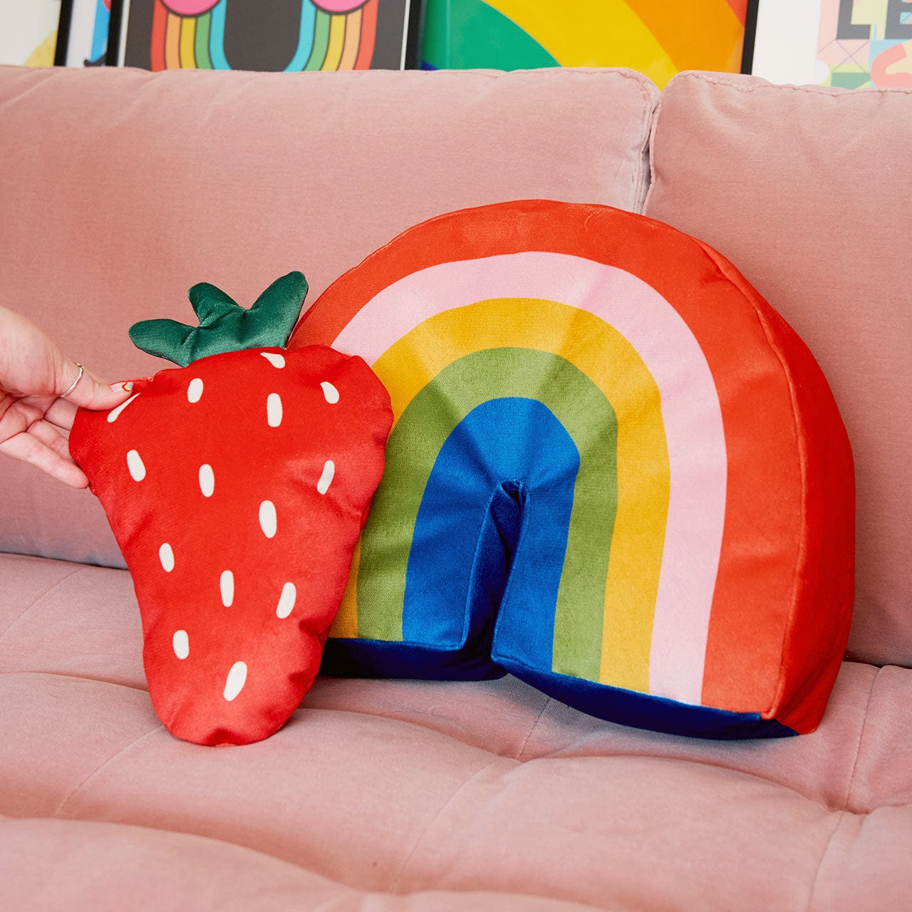 TASTES LIKE STRAWBS | VELVET STRAWBERRY CUSHION – Penny and Me