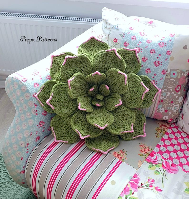 Hen & Chicks Cushion Pattern photo tutorial Crochet Plant Cushion Pattern image 2