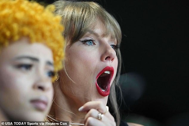 Taylor Swift reacts during the first half, which included a meltdown from her boyfriend Kelce