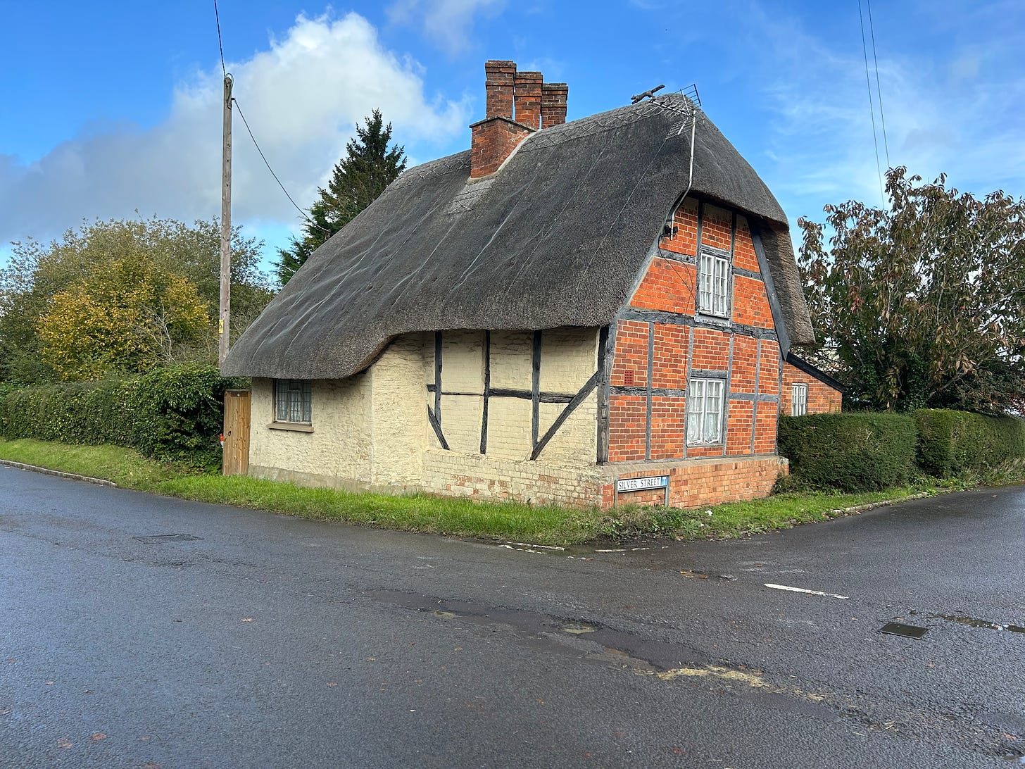 A thatched cottage, Silver Street, Steeple Ashton, Wiltshire. Image: Roland's Travels
