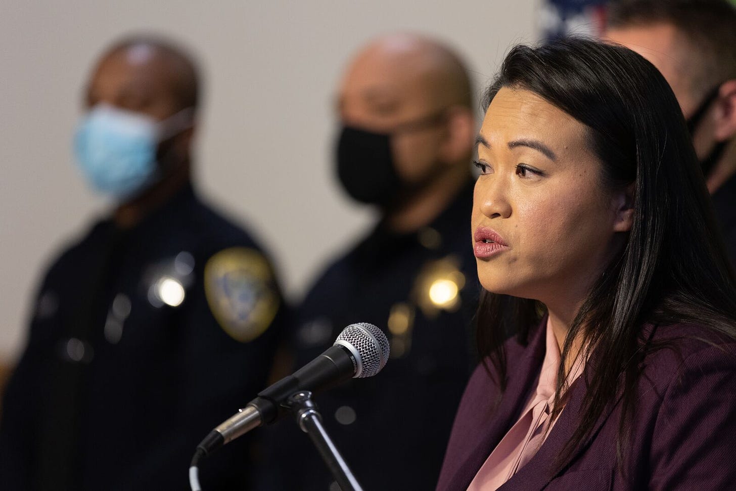 Oakland Mayor Sheng Thao's attorney insists Thao wasn't target of FBI raids