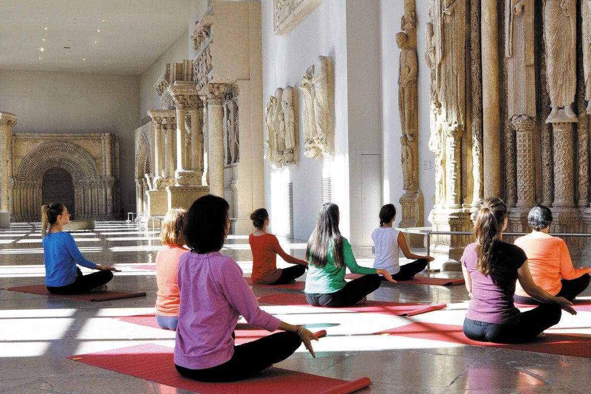 Yoga and meditation events at art museums in Paris, France