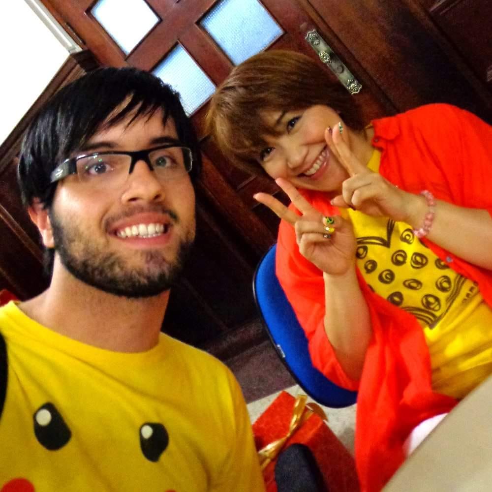 Rikki had the pleasure of meeting Rica Matsumoto in December 2012 at the "Ressaca Friends" event in São Paulo, Brazil. She is famous for singing the Japanese Pokémon Anime theme "Mezase Pokémon Master" (Aim to Be a Pokémon Master)