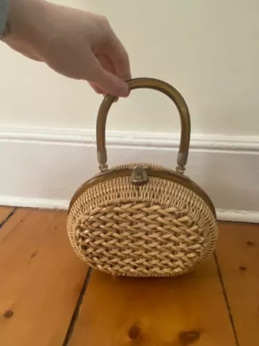 Vintage Boho Woven Wicker Basket Purse Bag With Lucite Handle and metal Clasp  - Picture 1 of 5