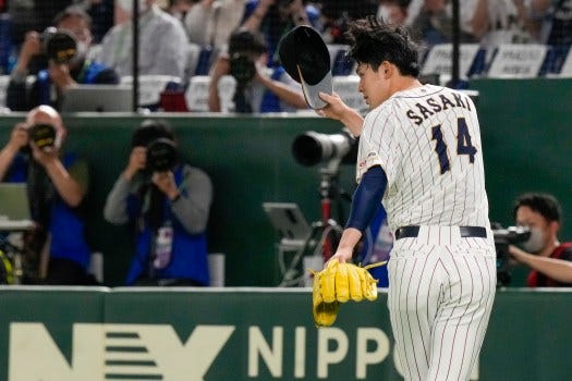 Aaron Boone hopes Yankees in play for 'gifted' Japanese star Roki Sasaki