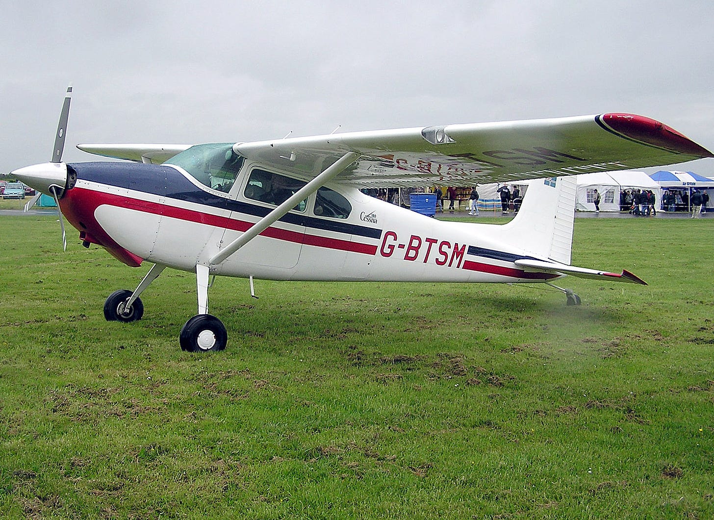 Cessna 180 - Wikipedia, la enciclopedia libre