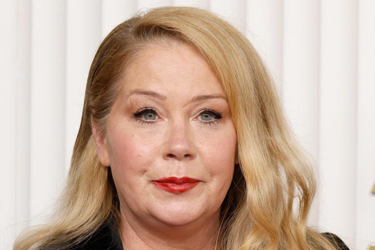 Christina Applegate 'lies in bed screaming' over pain from MS