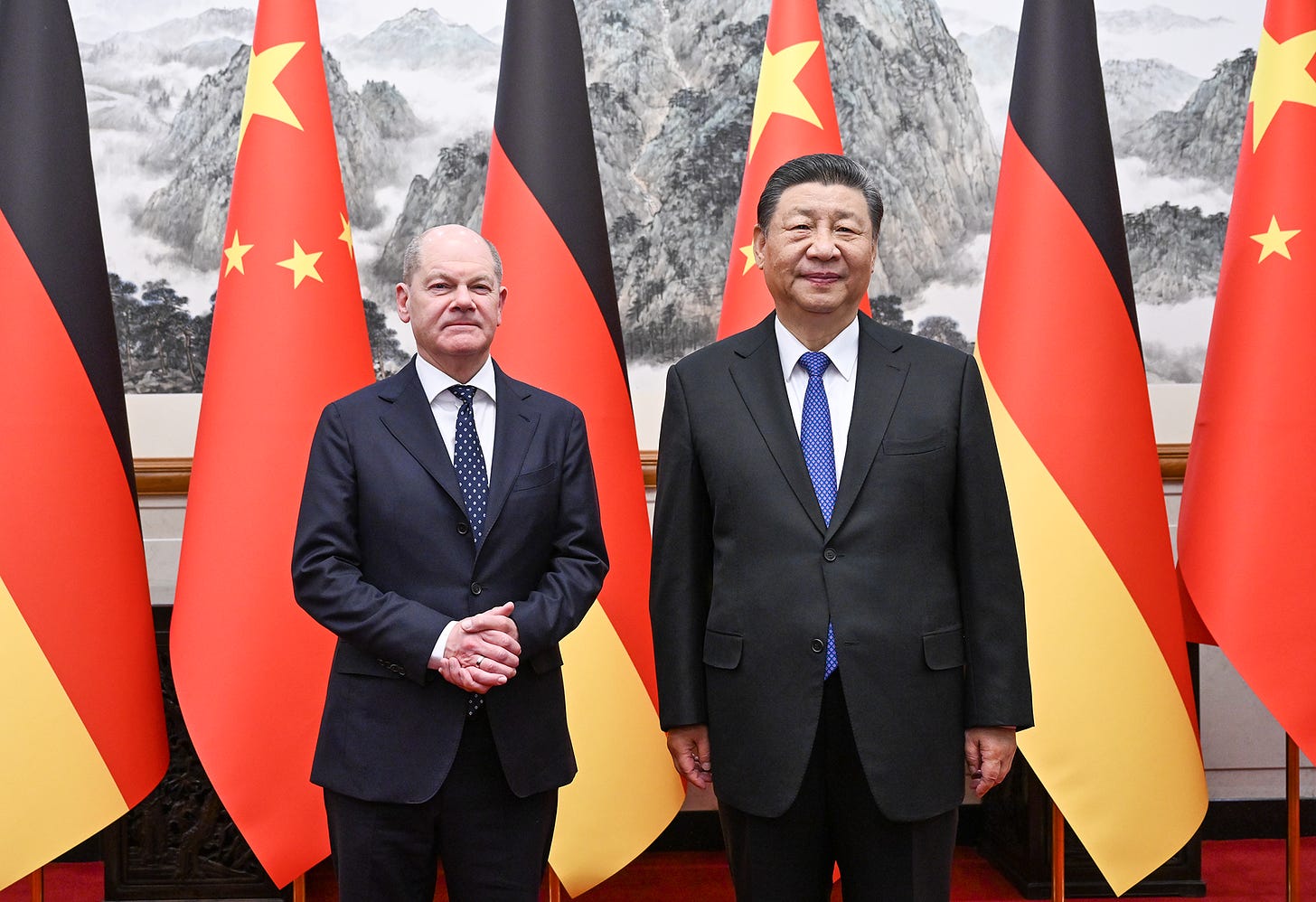 Chinese President Xi Jinping (right) meets with German Chancellor Olaf Scholz at the Diaoyutai State Guesthouse in Beijing on April 16, 2024. Photo: Xinhua
