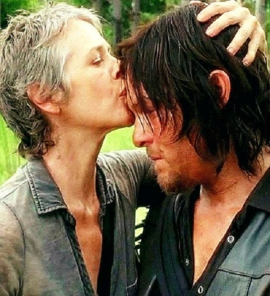 carol kissing darryls forehead walking dead ep 10 them