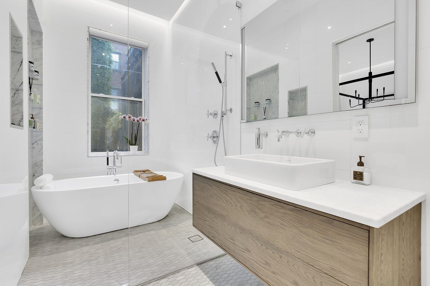 NYC Bathroom Remodel: 6 Life-Changing Ideas | Gallery KBNY