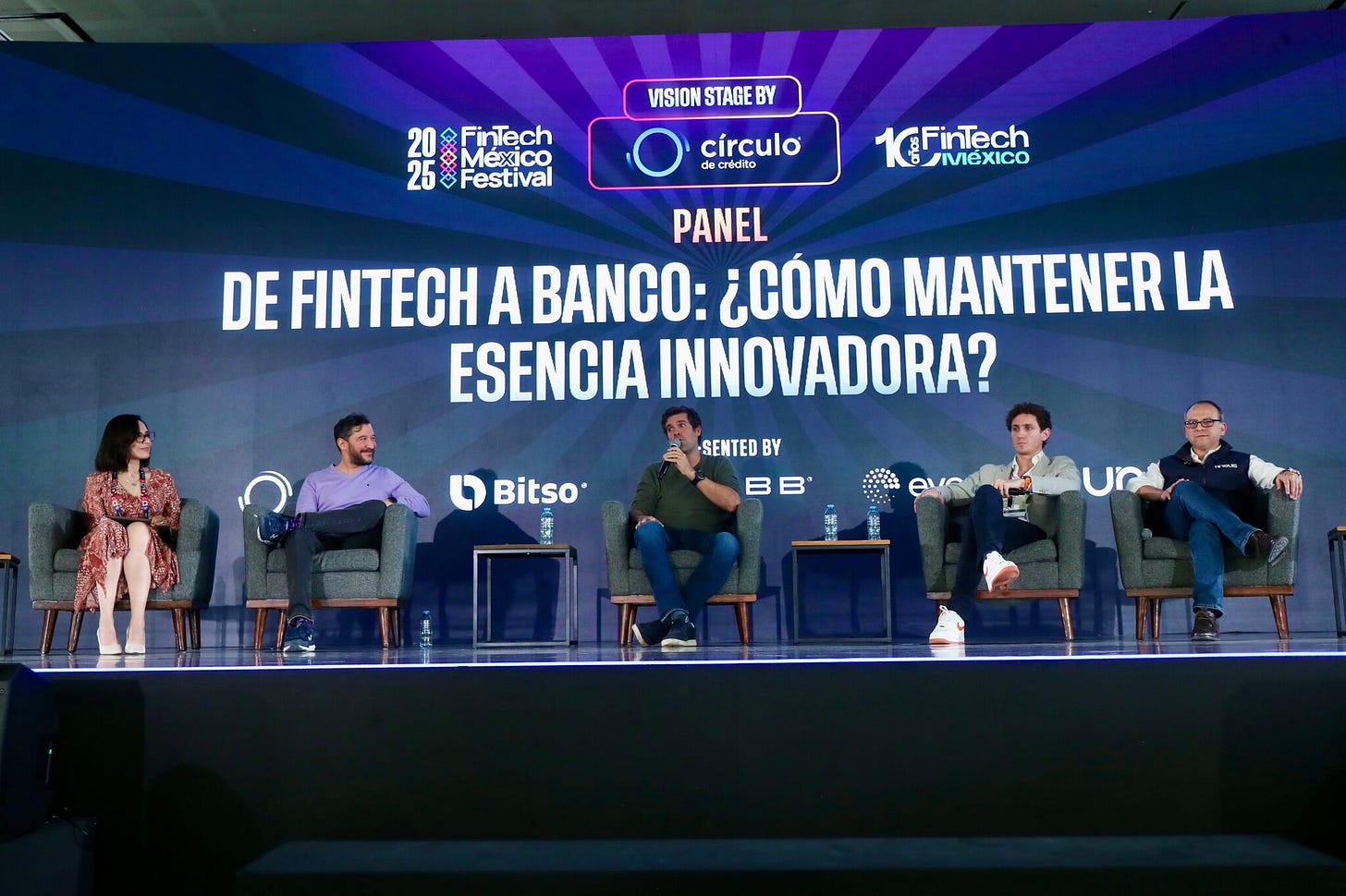 No hay texto alternativo para esta imagen