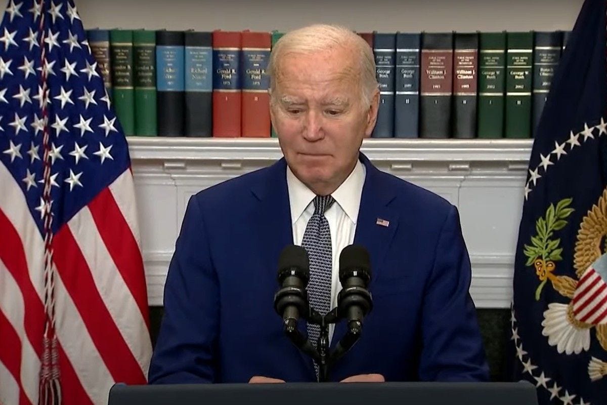 Joe Biden freezes mid-speech